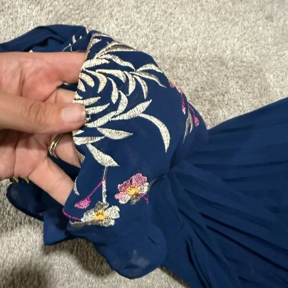 Size 19 ASOS Design Maternity Dress - Picture 7 of 7